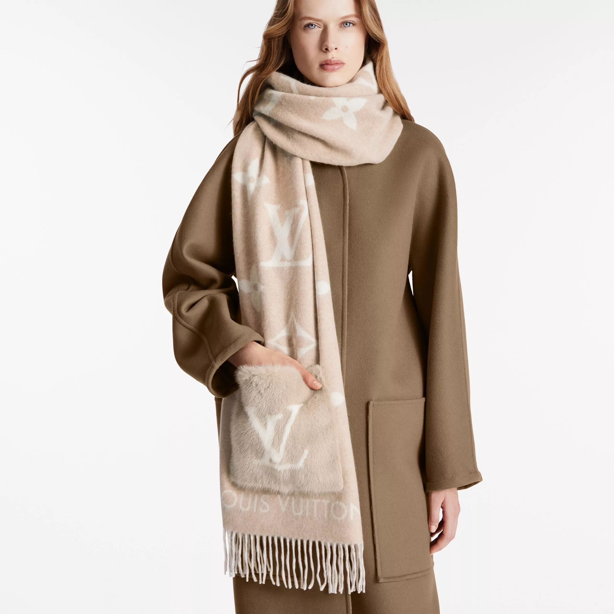 Cheap LF Louis Vuitton M74354 Cold Reykjavik Beige Scarf 0113