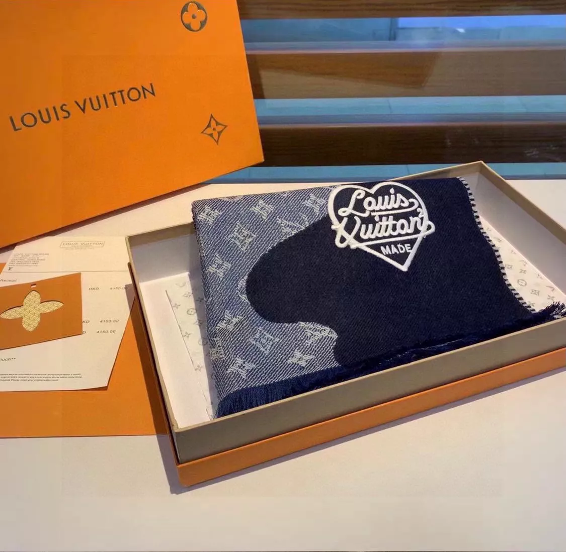 Cheap LF Louis Vuitton x Nigo MP3255 Monogram Drip Blue Scarf 0120