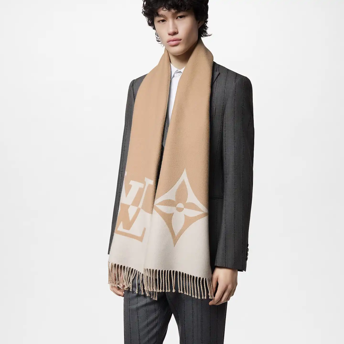 Cheap LF Louis Vuitton Beige M79098 Graphic Dual Scarf 0201